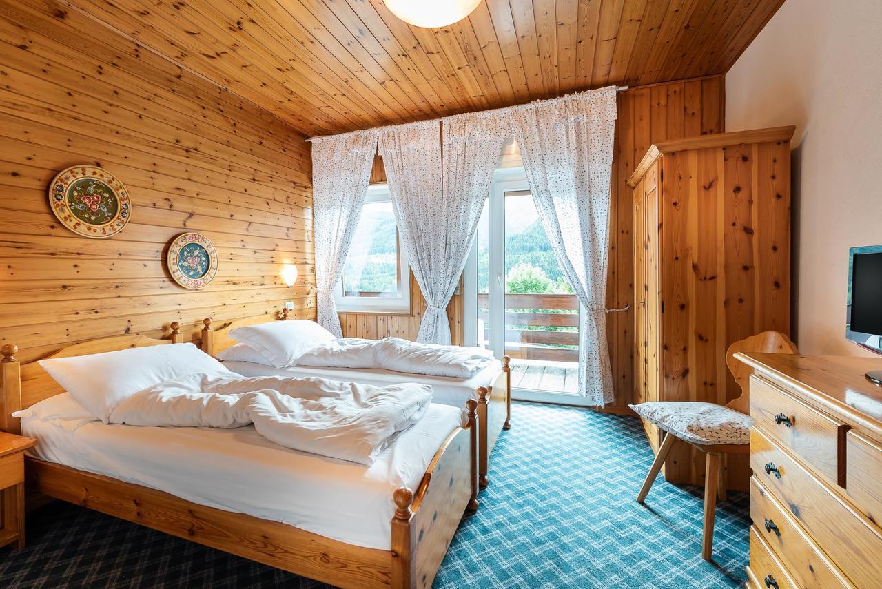 Hotel Latemar Кастелло-ді-Ф'ємме Екстер'єр фото