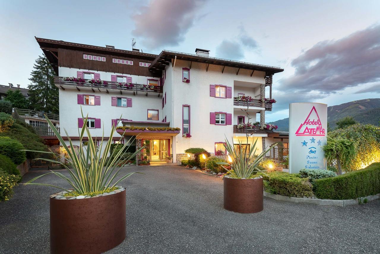 Hotel Latemar Кастелло-ді-Ф'ємме Екстер'єр фото